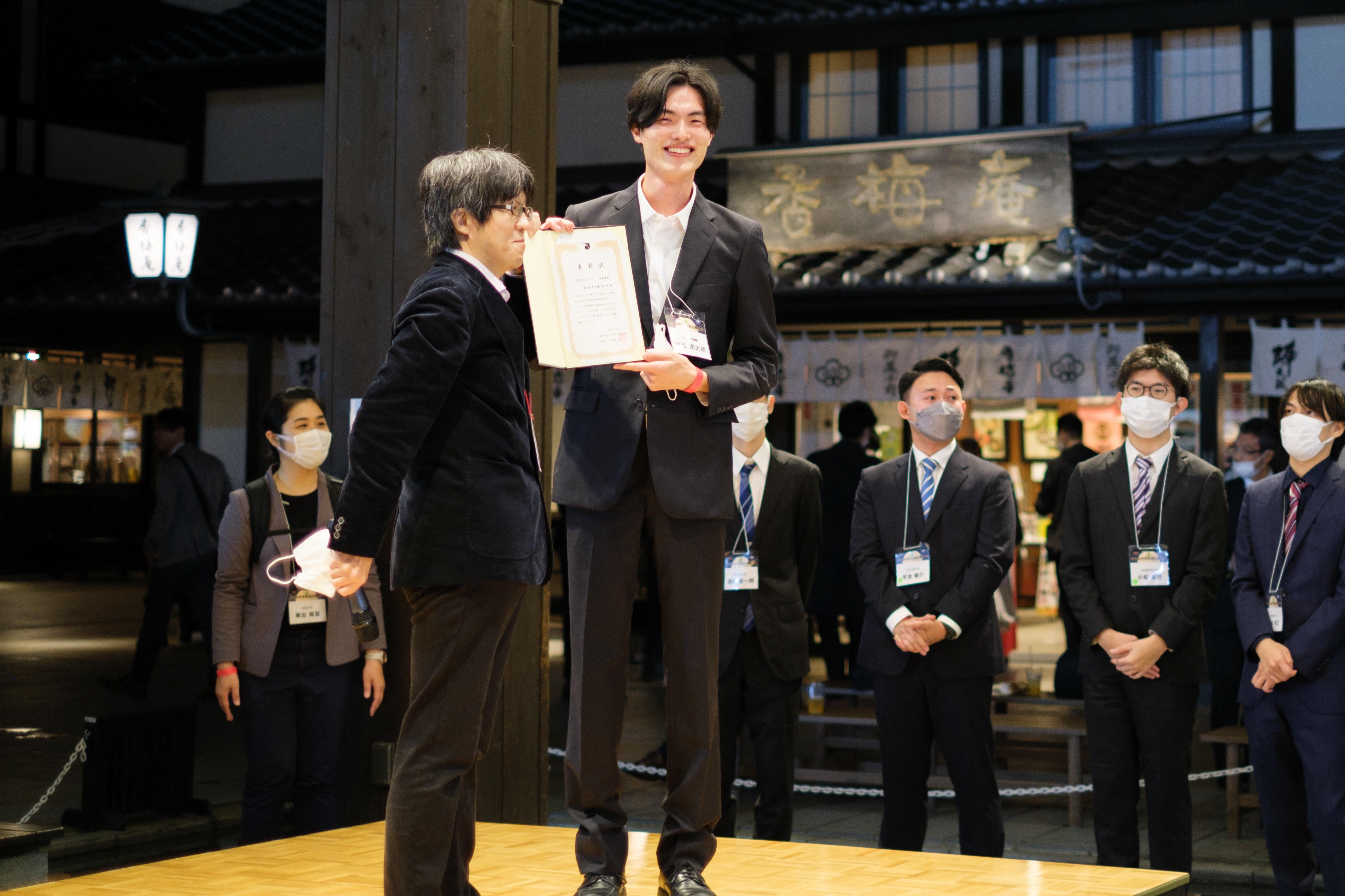 日本航空宇宙学会 宇宙科学技術連合講演会で学生最優秀賞を受賞の伊藤湧太郎君（1）